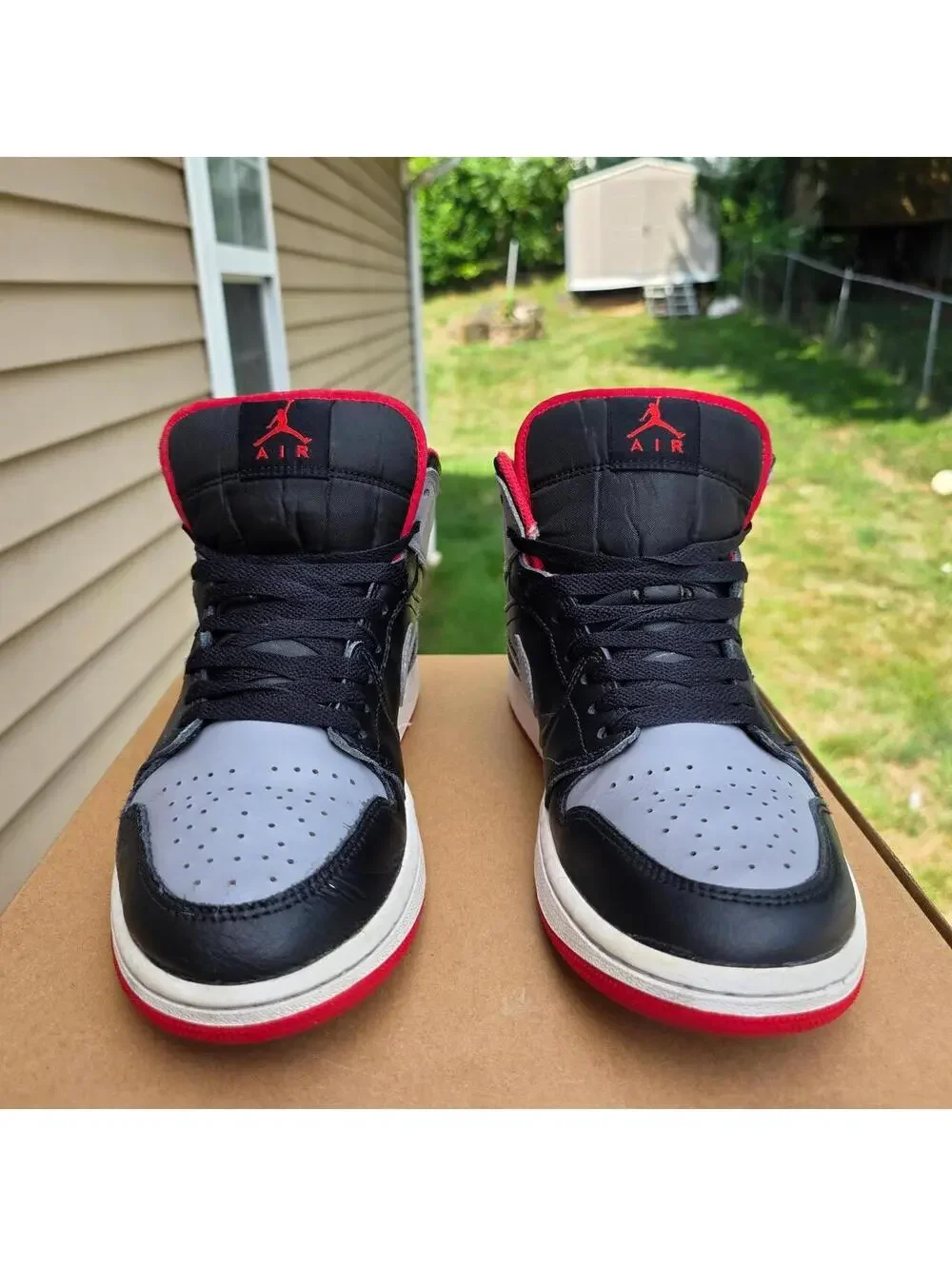 Jordan 1 Mid SE black multi coloured trainers. Size US 9 #sneakers #jordan